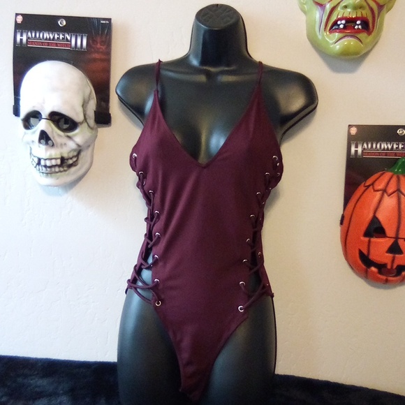 Forever 21 Burgundy women's M bodysuit - Picture 1 of 10